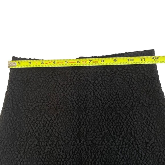 Alexia Admor | NWT | Black Textured Knit Flounce Hem Skirt | Size Medium - Picture 5 of 7
